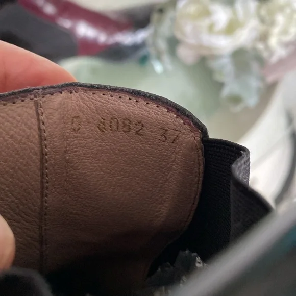 REDUCED!! Wonders black/burgundy leather ankle boots! Made in Spain 🇪🇸 6.5/7 - Picture 9 of 16